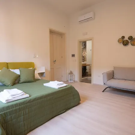 Bed & Breakfast My House Urban Luxury